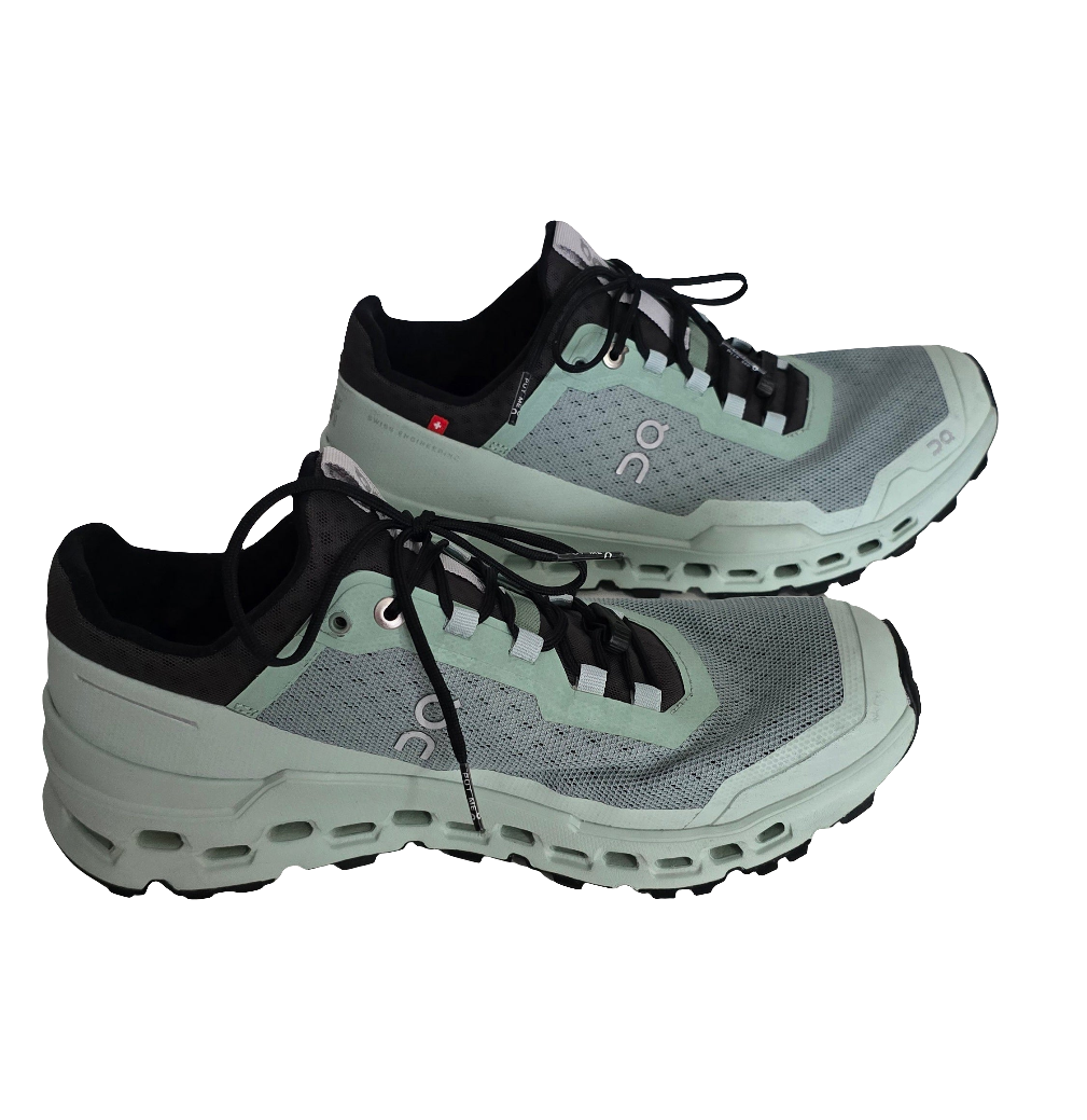 on running women’s trail running shoes – size 8.5 us (eu 40)